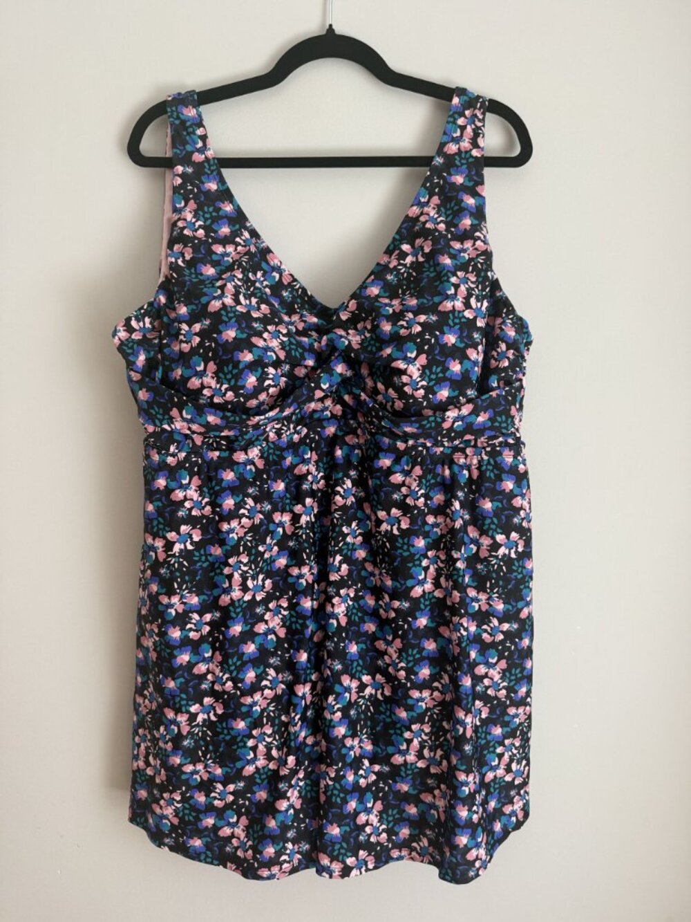 NWT Raisins Curve Lucia Swimdress Swimsuit Black Floral Size 24W $106 [jb] - Picture 4 of 10